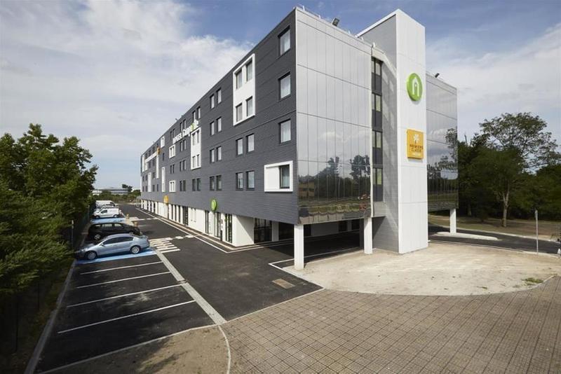 Campanile Bordeaux Ouest - Merignac Aeroport Exterior photo